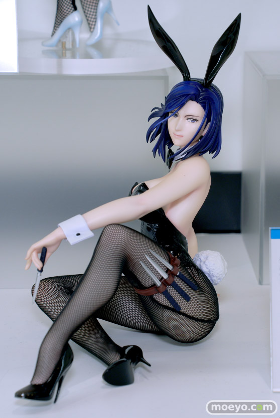 スマイルフェス2024　 フィギュア 勝利の女神：NIKKE ヘルム：アクアマリン 金色の闇 モモ バニーVer. 48