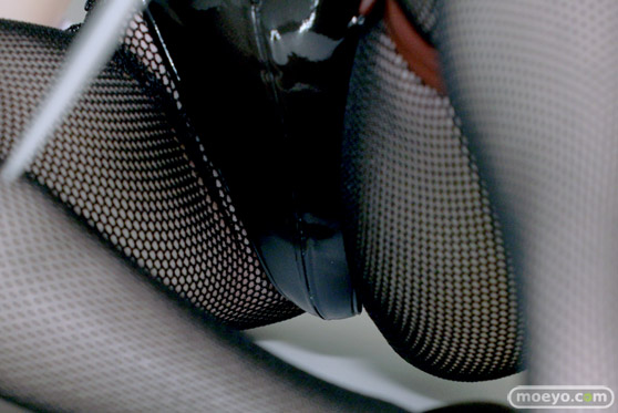 スマイルフェス2024　 フィギュア 勝利の女神：NIKKE ヘルム：アクアマリン 金色の闇 モモ バニーVer. 49