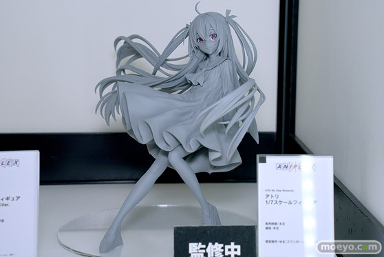 スマイルフェス2024　 フィギュア 勝利の女神：NIKKE ヘルム：アクアマリン 金色の闇 モモ バニーVer. 85