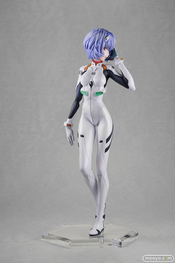 貞本義行が描く、「【愛蔵版】新世紀エヴァンゲリオン」のカバーイラストの綾波レイ&惣流・アスカ・ラングレーがフィギュア化! 7 月 18 日(木)より予約受付開始!10