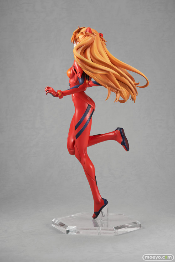 貞本義行が描く、「【愛蔵版】新世紀エヴァンゲリオン」のカバーイラストの綾波レイ&惣流・アスカ・ラングレーがフィギュア化! 7 月 18 日(木)より予約受付開始!15