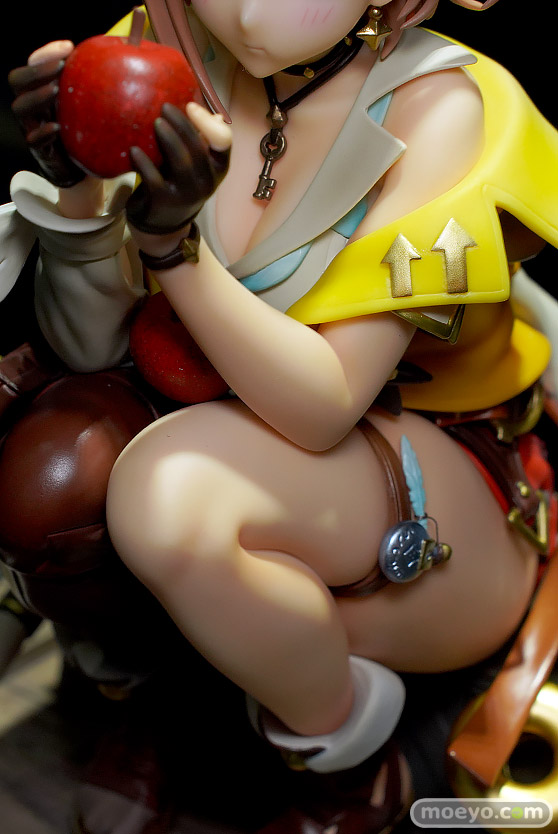 KT model+ ライザのアトリエ2 ~失われた伝承と秘密の妖精~ ライザリン・シュタウト Design COCO フィギュア 東京ゲームショウ2024 06