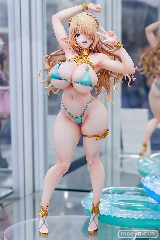 秋葉原の新作フィギュア展示の様子 2025年4月5日 02