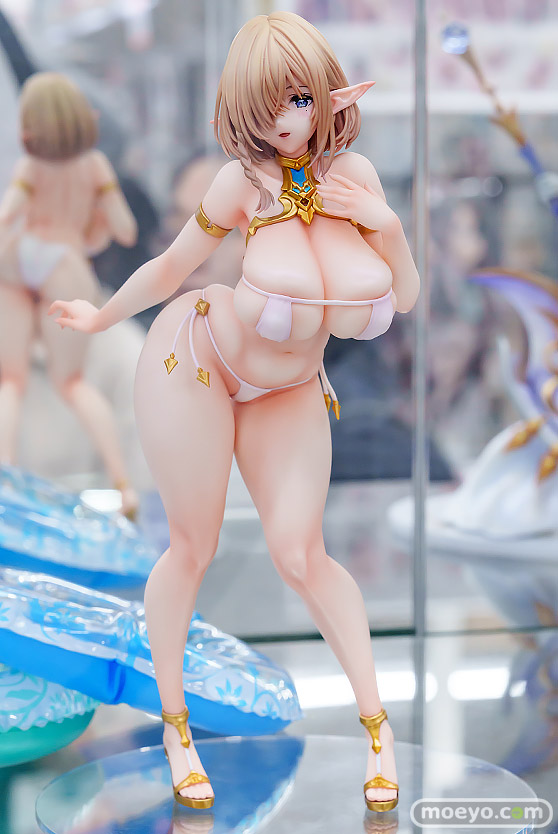 秋葉原の新作フィギュア展示の様子 2025年4月5日 08