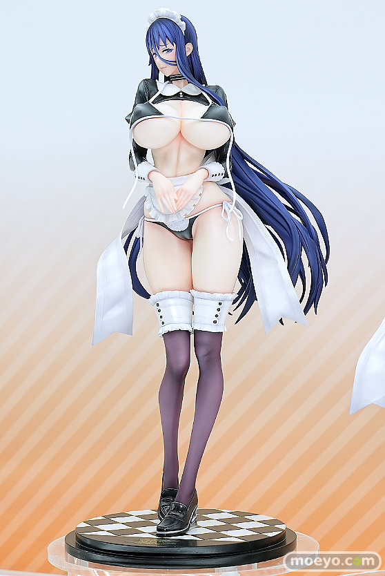 ワンダーフェスティバル2025 [冬]  フィギュア キューズQ 魔法少女 鈴原美沙 メイド水着版 RAITA Leslyzerosix 01