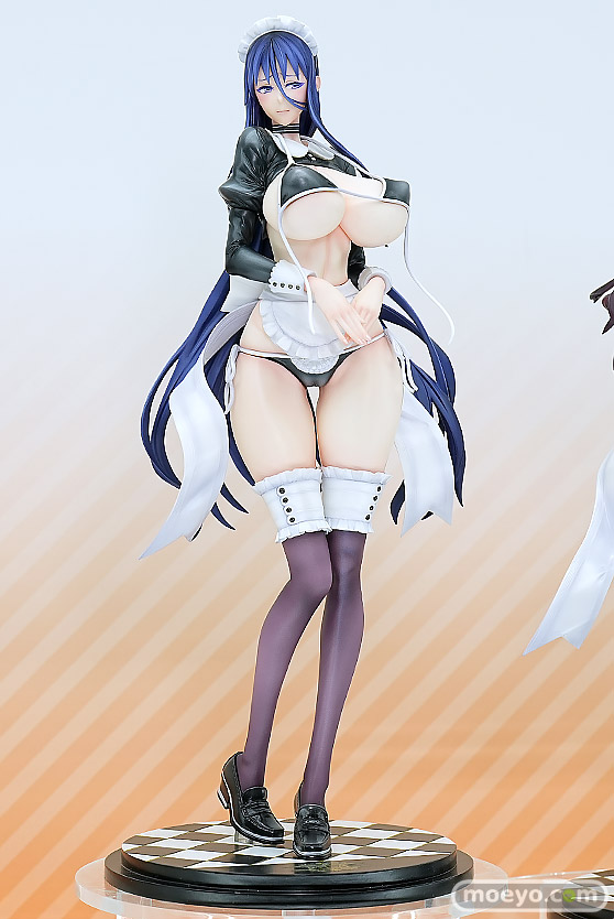 ワンダーフェスティバル2025 [冬]  フィギュア キューズQ 魔法少女 鈴原美沙 メイド水着版 RAITA Leslyzerosix 02