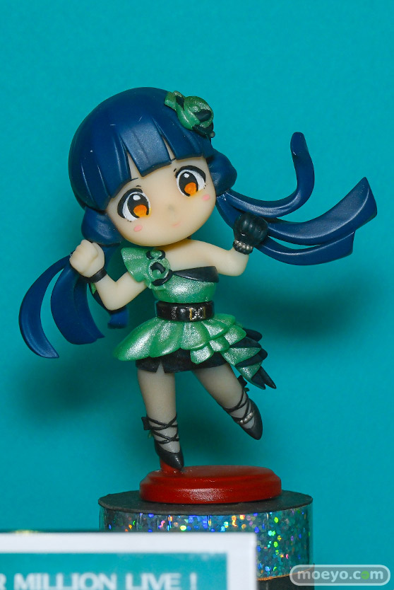 画像　フィギュア　サンプル　レビュー　ワンダーフェスティバル2025 [冬]　一撃三万発 鉄虎竜　猫背の群体
 20