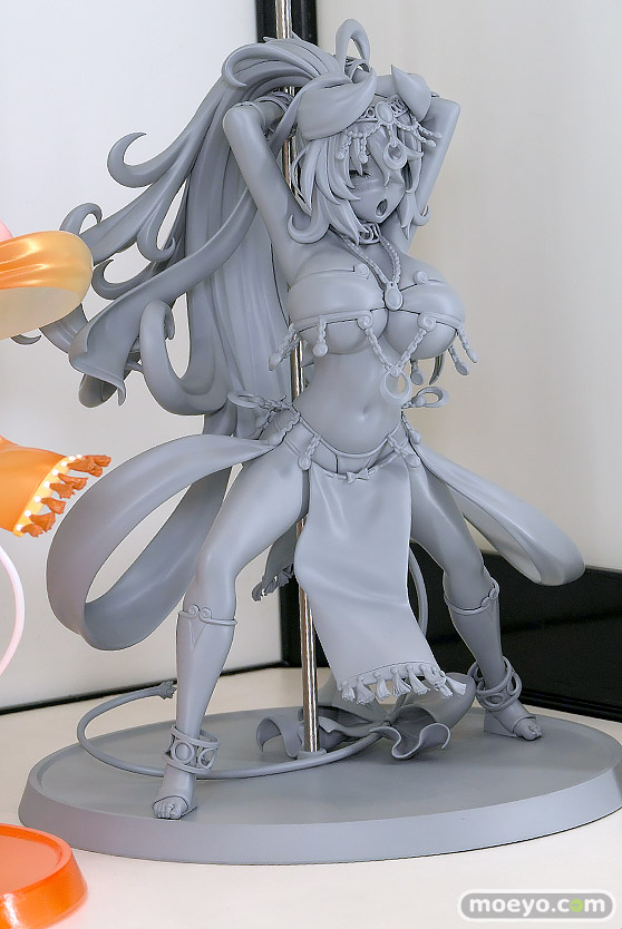 スマイルフェス2025 フィギュア ウイング ボンバーガール レインボー プルーン ベリーダンスver. 永野健民 02