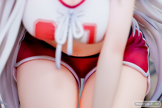 秋葉原の新作フィギュア展示の様子2025年6月28日 あみあみ プリンツ・オイゲン 鎮海 改 ユミア 15