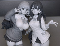 【スマイルフェス2025】グッドスマイルカンパニー新作美少女フィギュア「劇場版『グリッドマン ユニバース』 宝多六花＆新条アカネ feat. トリダモノ」展示用原型が展示！