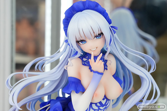 秋葉原の新作フィギュア展示の様子 あみあみフィギュアタワー エイレーネ 神楽京香 紫音 18