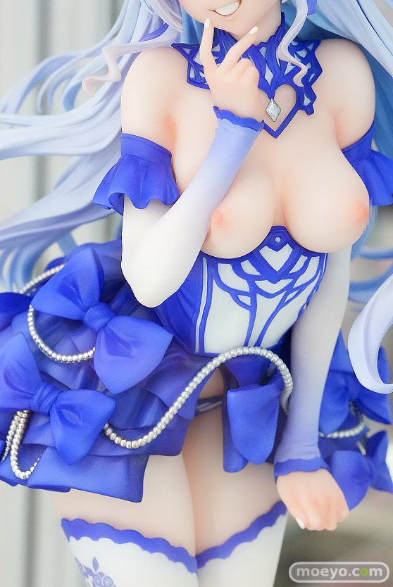 秋葉原の新作フィギュア展示の様子 あみあみフィギュアタワー エイレーネ 神楽京香 紫音 19