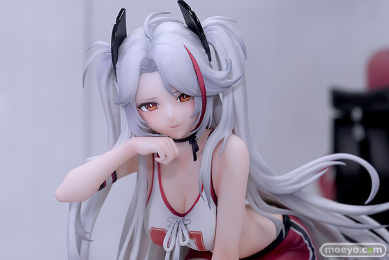 秋葉原の新作フィギュア展示の様子 あみあみラジオ会館　11