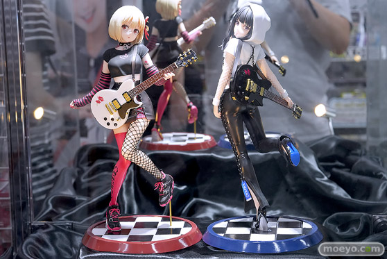 秋葉原の新作フィギュア展示の様子 あみあみラジオ会館　15