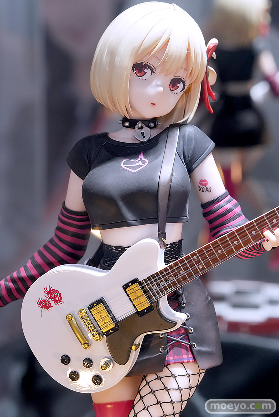 秋葉原の新作フィギュア展示の様子 あみあみラジオ会館　16