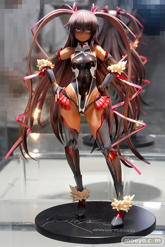 秋葉原の新作フィギュア展示の様子 あみあみラジオ会館　21