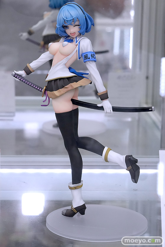 秋葉原の新作フィギュア展示の様子 あみあみラジオ会館　29