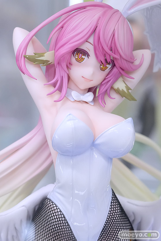 秋葉原の新作フィギュア展示の様子 あみあみラジオ会館　喜多川海夢 35