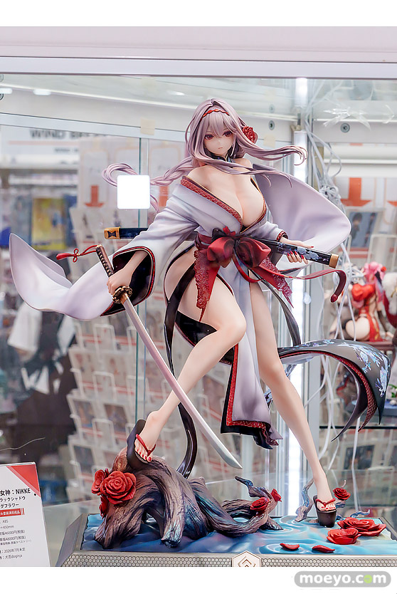 Hobby sakura 勝利の女神：NIKKE 紅蓮：ブラックシャドウ ロンギングフラワー フィギュア あみあみ 01