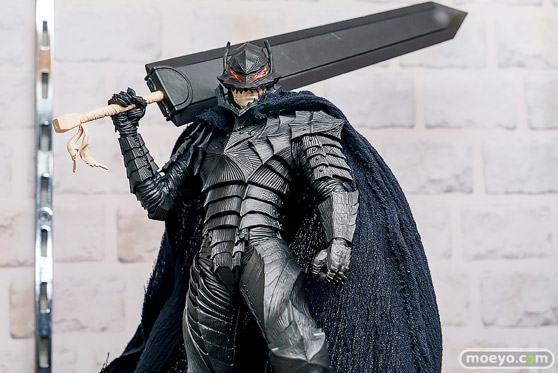 秋葉原の新作フィギュア展示の様子 あみあみフィギュアタワー  ボークスホビー天国2　09