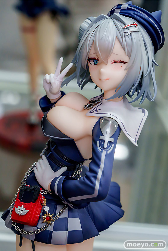 秋葉原の新作フィギュア展示の様子 あみあみ ヤーデ 19