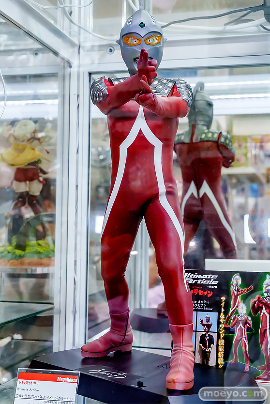 秋葉原の新作フィギュア展示の様子 あみあみ レッドフード  03