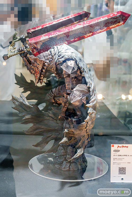 秋葉原の新作フィギュア展示の様子黒鳥の女の子   36