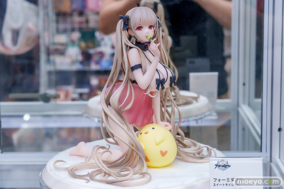 秋葉原の新作フィギュア展示の様子 あみあみ 秋葉原ラジオ会館店 ニキータ 05