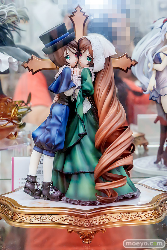 秋葉原の新作フィギュア展示の様子 あみあみ 01