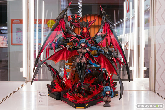 ワンダーフェスティバル2025 [夏]  フィギュア プライム1スタジオ コンセプトマスターライン アズールレーン レーゲンスブルク アルティメット版 01