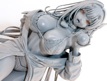 【WF2025夏】AMAKUNI新作美少女フィギュア「勝利の女神：NIKKE バイパー シャイン・オブ・ラブ」監修中原型が展示！
