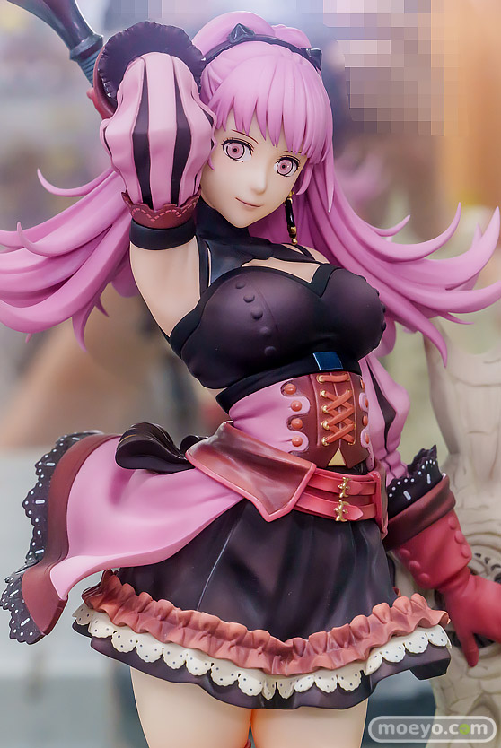 秋葉原の新作フィギュア展示の様子 あみあみ 高潔カナン ヒルダ ロキシー 02