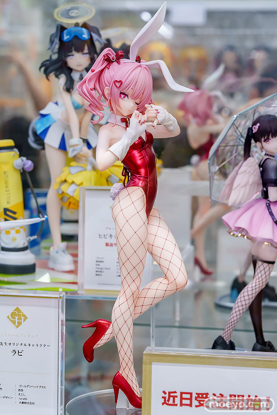 秋葉原の新作フィギュア展示の様子 あみあみ レーナ ロキシー ヤーデ 01