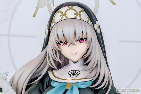 ブルーアーカイブ4.5th Anniversary POP UP STORE inアキバCOギャラリー フィギュア サクラコ ひろし  橘花 ともふみ Crab D Mx2J 05