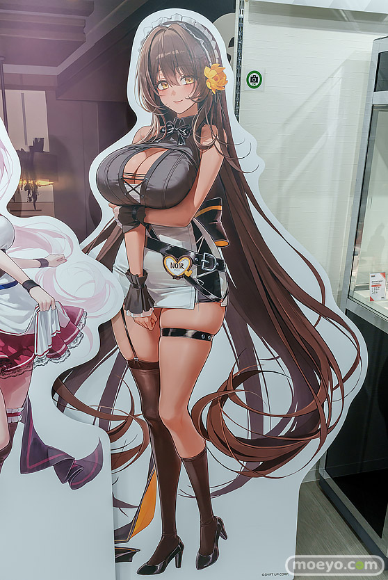 勝利の女神:NIKKE × あみあみ × ツクヨミ スペシャルコラボフェア in 秋葉原 2025 POP UP SHOP in あみあみ 会場の様子 03