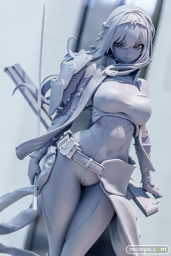 勝利の女神：NIKKE × あみあみ × ツクヨミ スペシャルコラボフェア in 秋葉原 2025 POP UP SHOP in あみあみ　会場の様子 あみあみ秋葉原店  Hobby sakura 紅蓮 グレイブ リトルマーメイド 02