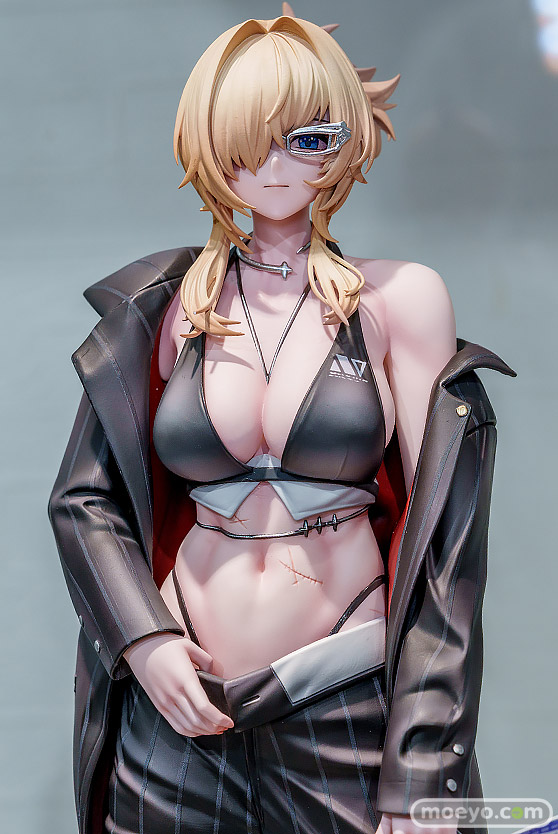 勝利の女神：NIKKE × あみあみ × ツクヨミ スペシャルコラボフェア in 秋葉原 2025 POP UP SHOP in あみあみ　会場の様子 あみあみ秋葉原店  Hobby sakura 紅蓮 グレイブ リトルマーメイド 07