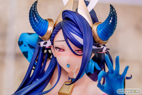 秋葉原の新作フィギュア展示の様子 2025年10月18日 あみあみ秋葉原フィギュアタワー店 霧生 沙結花 オーロラ リユちゃん 09