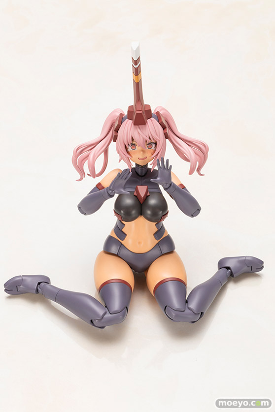 コトブキヤ フレームアームズ・ガール 輝鎚・乙〈白兵戦仕様〉 谷林タカシ 白髭 創 KOTOBUKIYA プラモデル フィギュア 16