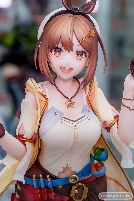 秋葉原の新作フィギュア展示の様子 2025年11月1日 あみあみ 秋葉原ラジオ会館店 02