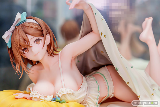 秋葉原の新作フィギュア展示の様子 2025年11月1日 あみあみ 秋葉原ラジオ会館店　【限定販売】B-style 機動戦士ガンダムSEED DESTINY ルナマリア・ホーク バニーVer.  16