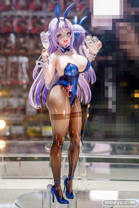 秋葉原の新作フィギュア展示の様子 2025年11月22日 あみあみ 秋葉原ラジオ会館店 尾張 フォルクバン  シャッテ 01