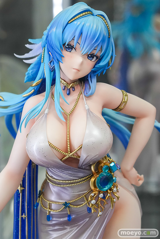 秋葉原の新作フィギュア展示の様子 2025年12月13日 あみあみ ラピ エレグ ヘルム 21