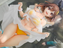 「ライザ」「マヤノトップガン」「イヴ」など 秋葉原の新作フィギュア、グッズ展示の様子「あみあみ 秋葉原ラジオ会館店（その02）」（2025年12月13日）