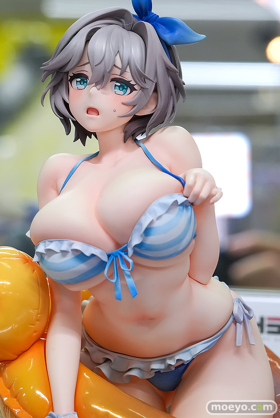 秋葉原の新作フィギュア展示の様子 2025年12月13日 あみあみ ミハラ テレーゼ ドロシー 02