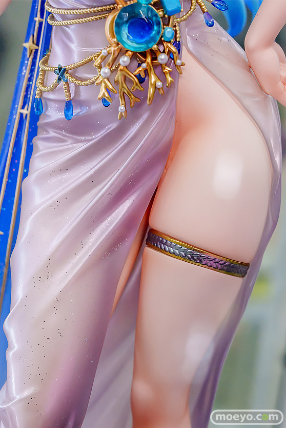 フィギュア マックスファクトリー 勝利の女神：NIKKE ヘルム - シャンデリアライト まーしー 八巻 彩部一路 あみあみ 16