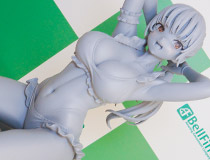【WF2025夏】ベルファイン新作美少女フィギュア「僕の心のヤバイやつ 山田杏奈 水着Ver.」監修中原型が展示！