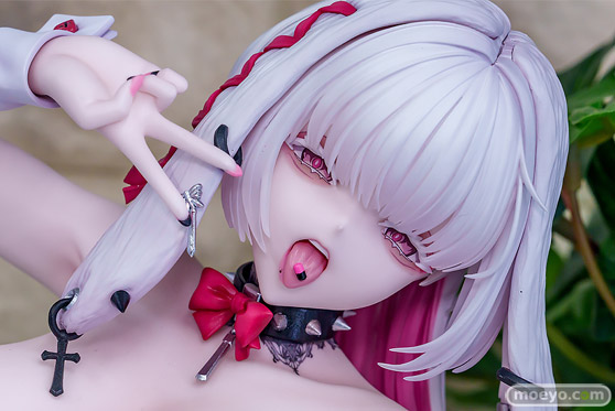 秋葉原の新作フィギュア展示の様子 あみあみ秋葉原フィギュアタワー店 病み兎たん ミユ アリス 女月くるみ 02