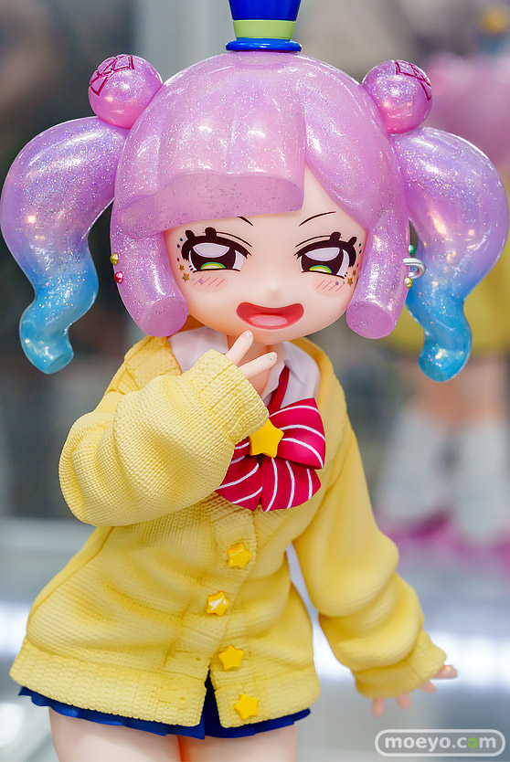 秋葉原の新作フィギュア展示の様子 あみあみ ヒヨリ ぷにる ホシノ 08