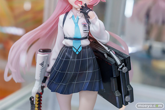 秋葉原の新作フィギュア展示の様子 あみあみ ヒヨリ ぷにる ホシノ 14